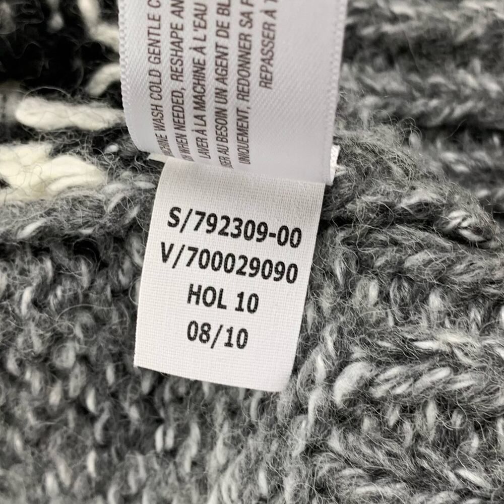 Old Navy Women's Knit Wool Blend Short Sleeve Chunky Cardigan  -  Size:  M - Picture 13 of 16
